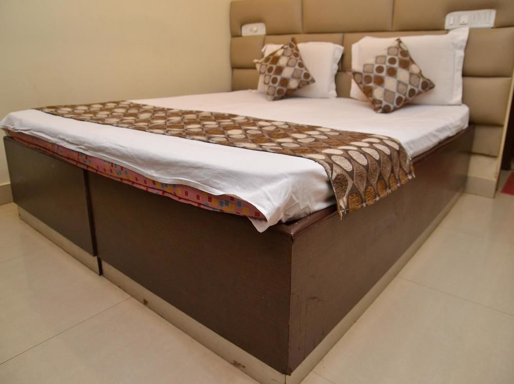 Oyo 3019 Hotel Lingaraj Bhubaneswar Buitenkant foto