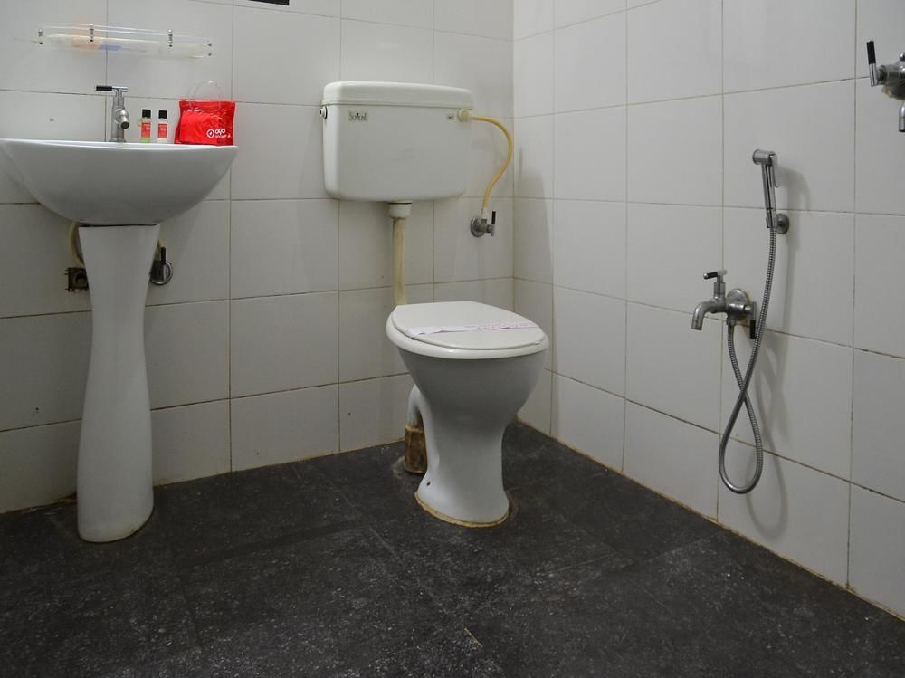 Oyo 3019 Hotel Lingaraj Bhubaneswar Buitenkant foto