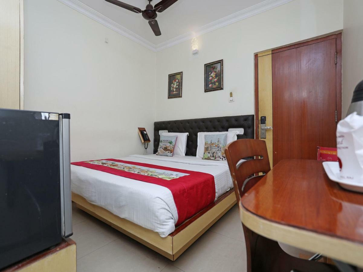 Oyo 3019 Hotel Lingaraj Bhubaneswar Buitenkant foto