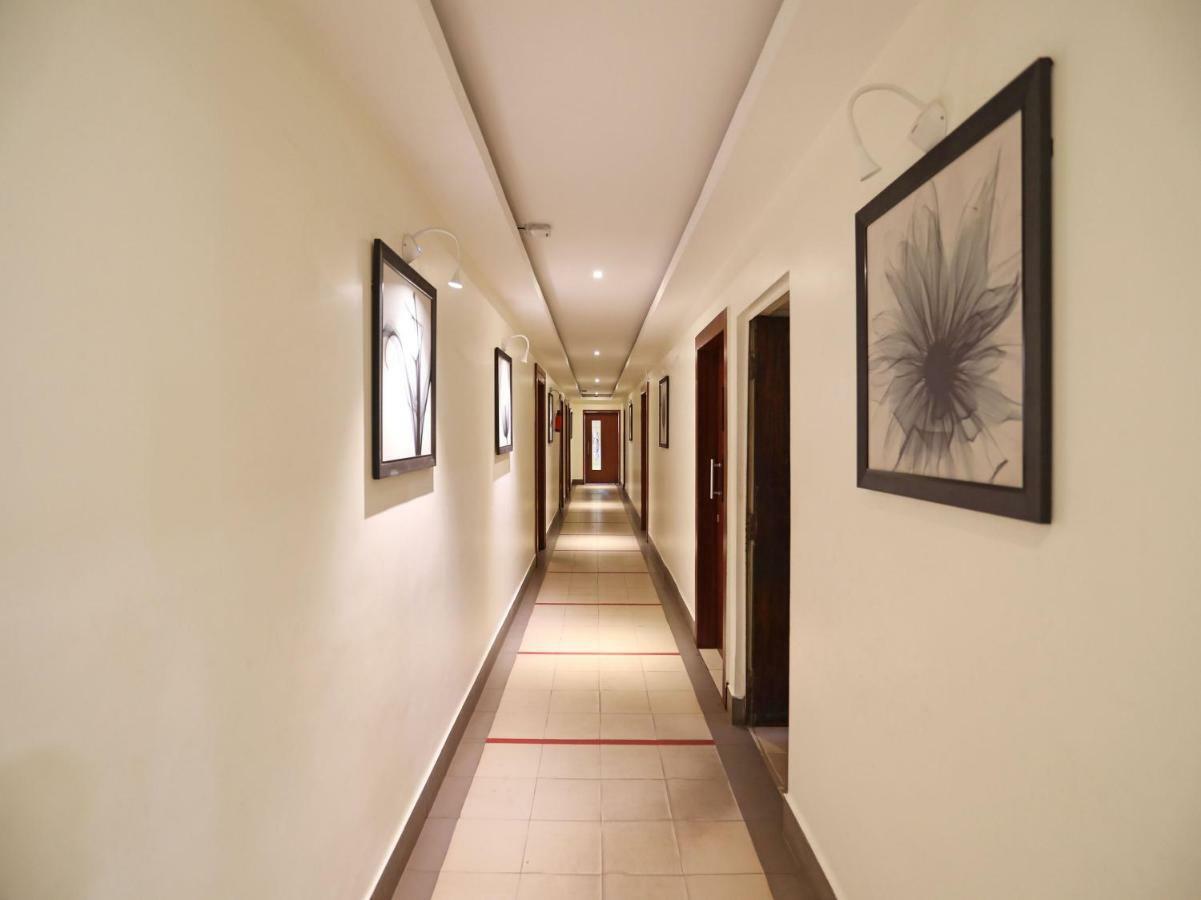 Oyo 3019 Hotel Lingaraj Bhubaneswar Buitenkant foto