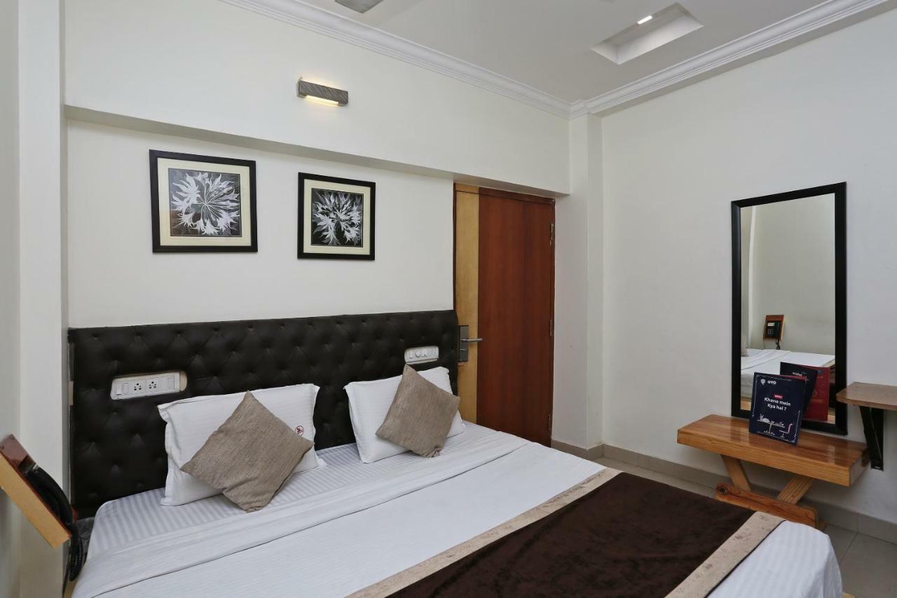 Oyo 3019 Hotel Lingaraj Bhubaneswar Buitenkant foto